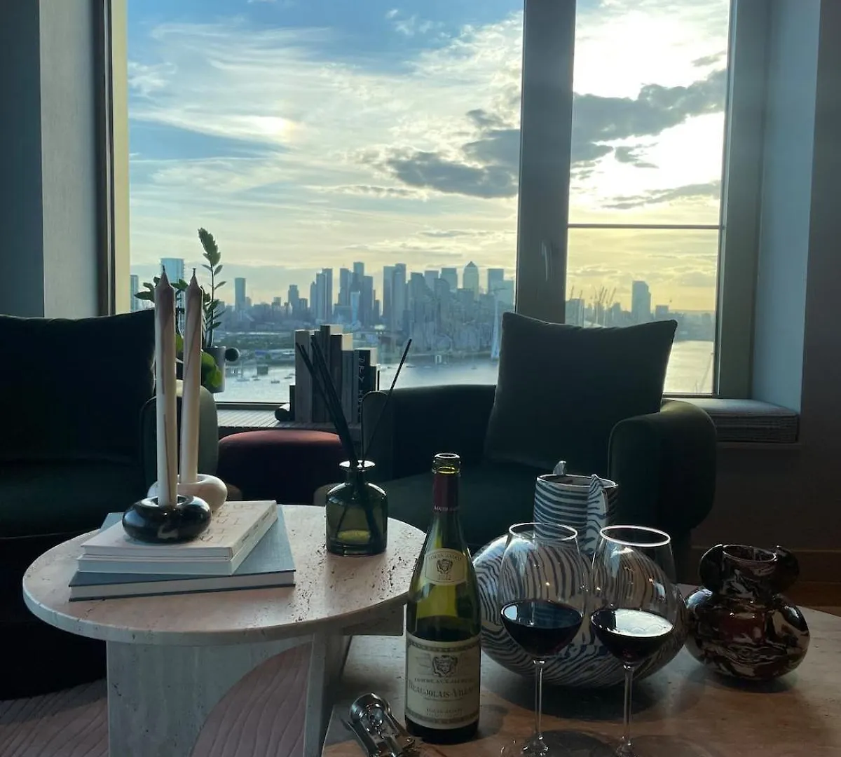 Luxury 1 Bed Riverside Apartment With Sky Lounge Londyn Wielka Brytania