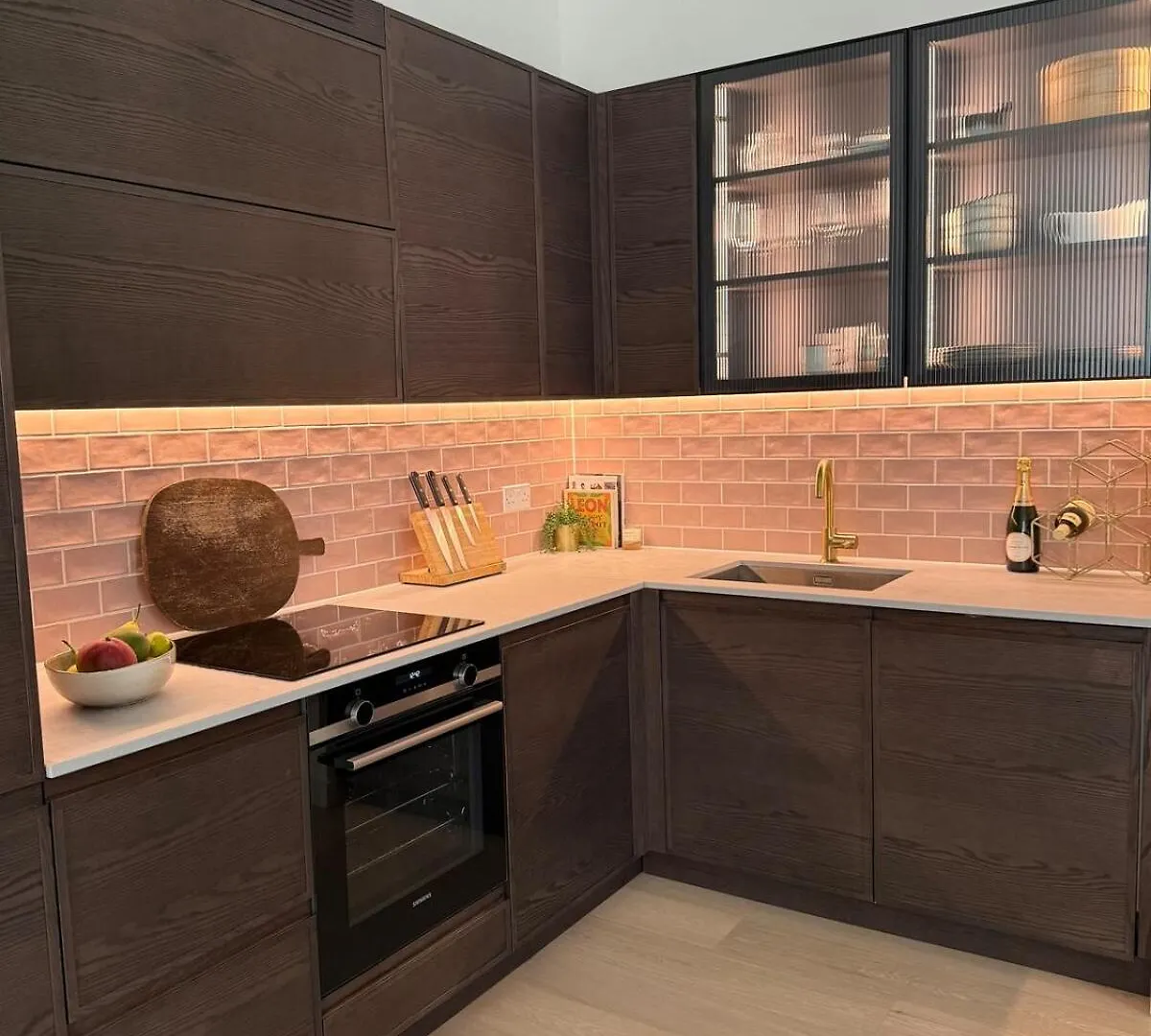 Luxury 1 Bed Riverside Apartment With Sky Lounge Londyn 0*,  Wielka Brytania